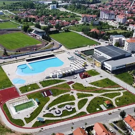 Black And White * Pirot